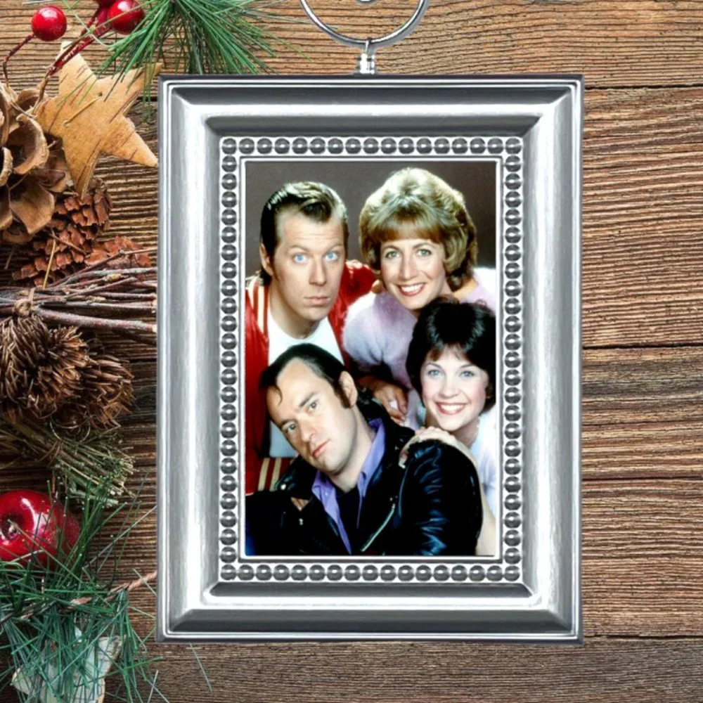 Laverne & Shirley‎ Retro Nostalgic Christmas Tree Ornament